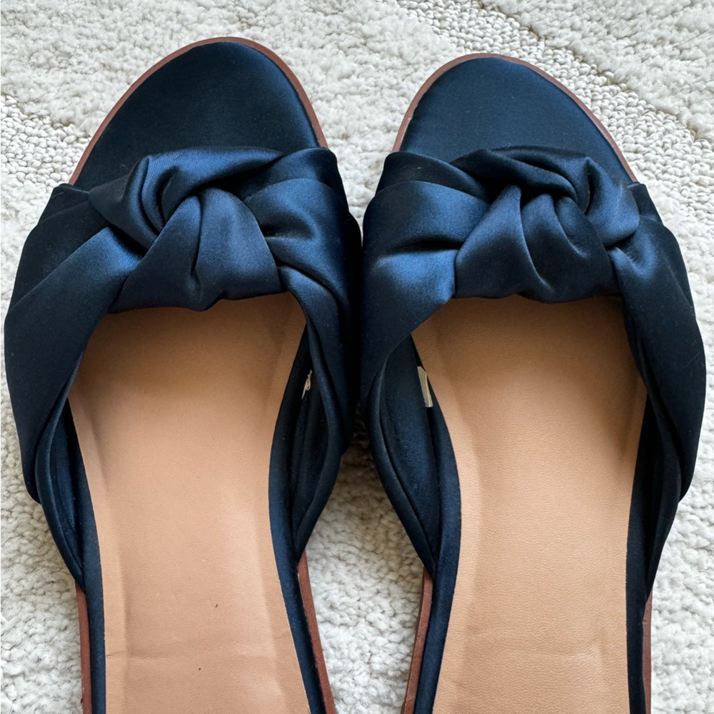 **LIKE NEW** A New Day Navy Blue Satin Bow Sandals Womens Size 7.5